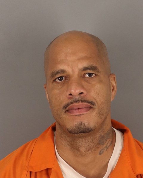 Mugshot of DANNY BARNES