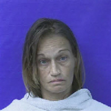 Mugshot of Heather Dawn Hamilton