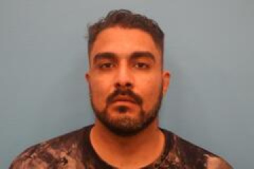 Mugshot of Jean Carlos Lumbi-Gamez