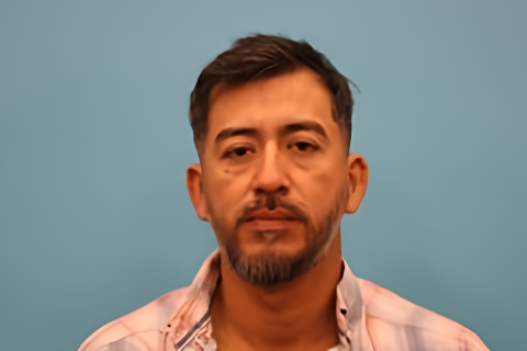 Mugshot of Irvin Lugo
