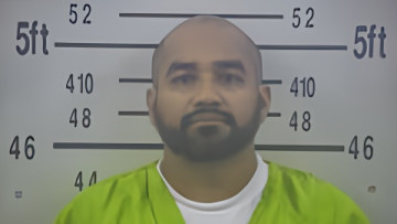 Mugshot of CARLOS CRUZ