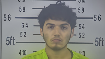 Mugshot of JUAN PUENTE