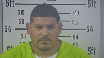 Mugshot of DAVID GARCIA