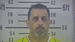 Mugshot of ROBERTO VALDEZ