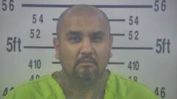 Mugshot of LEONARDO AGUILAR