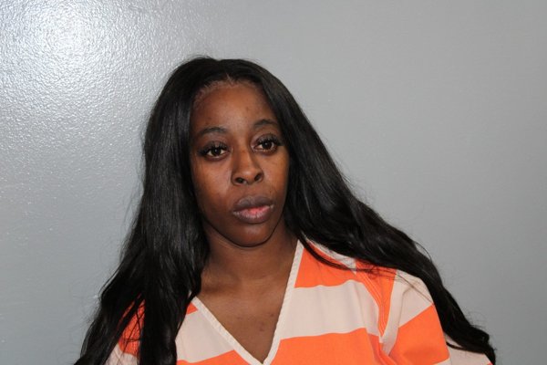 Mugshot of DAPHNE NICOLE HEARNE