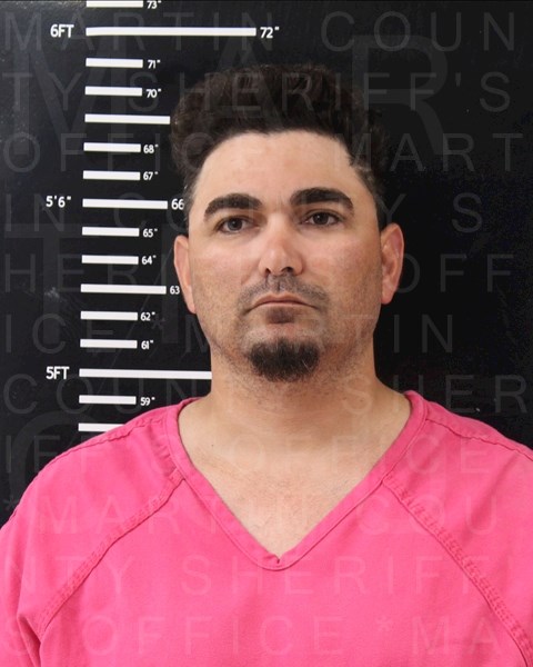 Mugshot of MANUEL HERNANDEZ