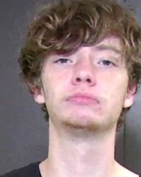 Mugshot of THOMAS PETERSON