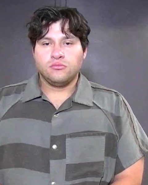 Mugshot of OSCAR PEVIA