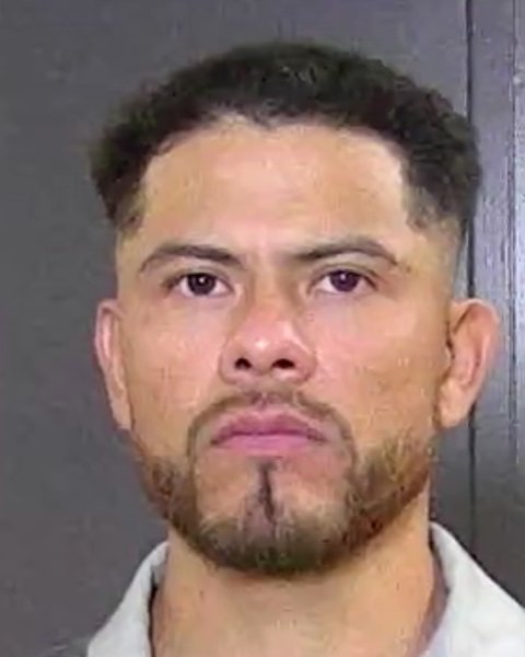 Mugshot of MAURICIO LAGUNA-PEREZ