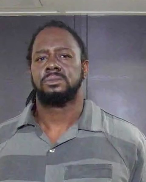 Mugshot of LARANCE SHAMON SHAW