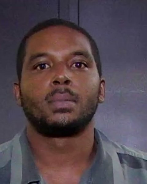 Mugshot of DARRELL DWAYNE DAVIS