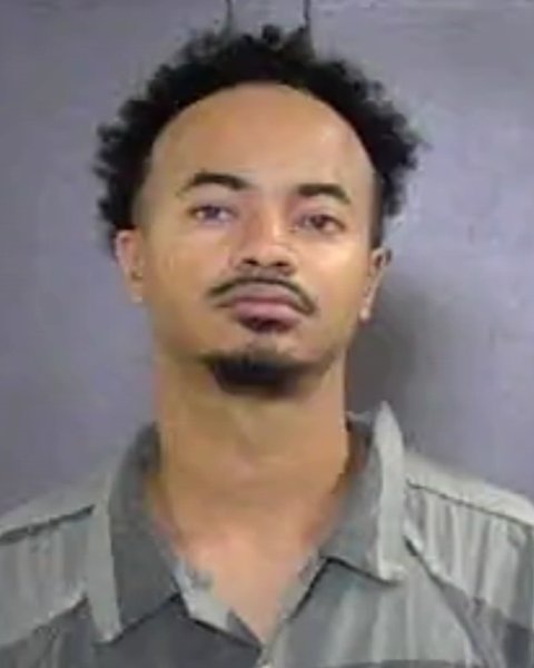 Mugshot of TREVEON DAVAY FENNELL