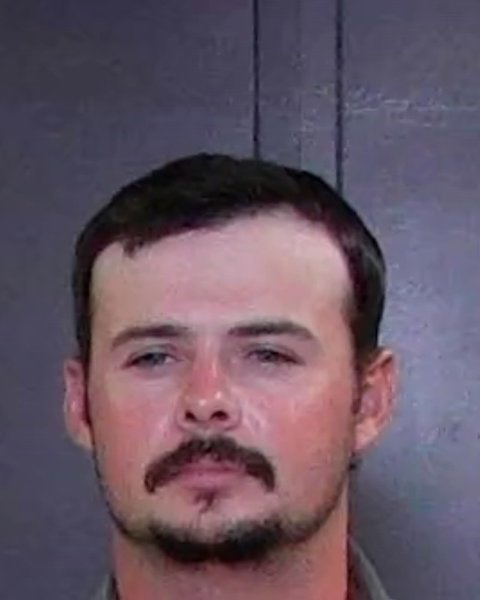 Mugshot of DUSTYN DENZEL TAYLOR