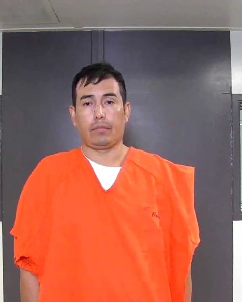 Mugshot of RAUL REYES SANCHEZ