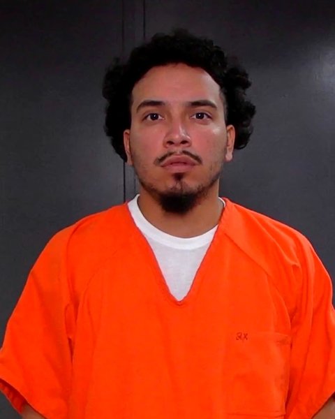 Mugshot of JORDIAN SALINAS