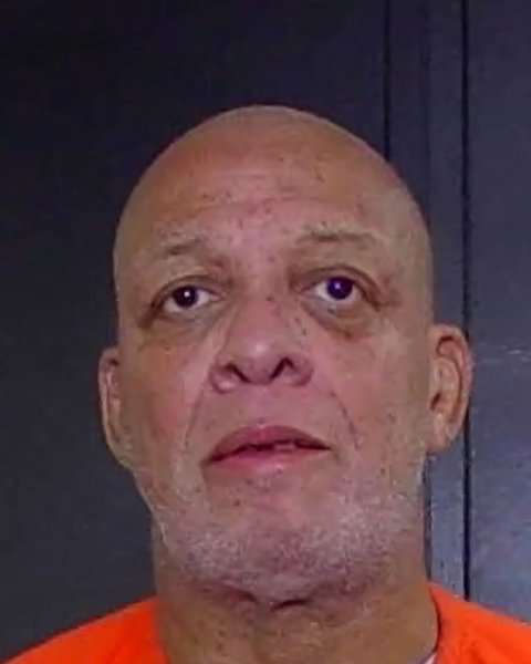 Mugshot of CARLOS MITCHELL BRIGGS