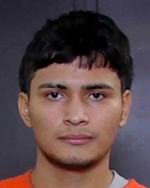 Mugshot of BRAYAN HERNANDEZ