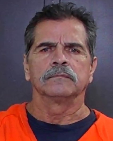 Mugshot of EDUARDO BENAVIDEZ