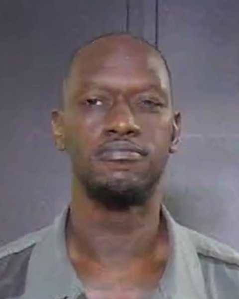 Mugshot of RAY LADELL CHATMAN
