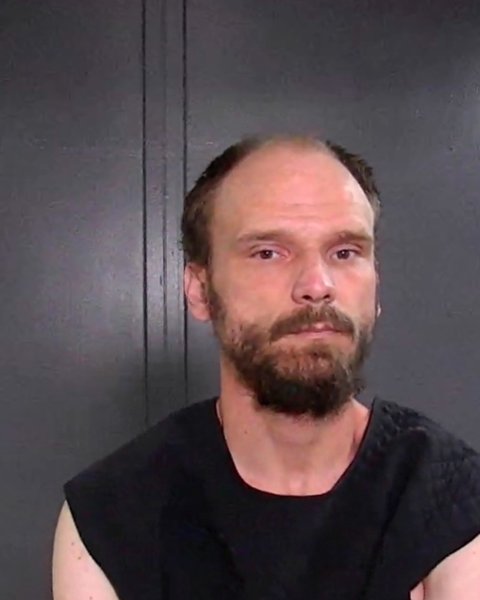 Mugshot of DUSTIN MATTHEW CRAWFORD