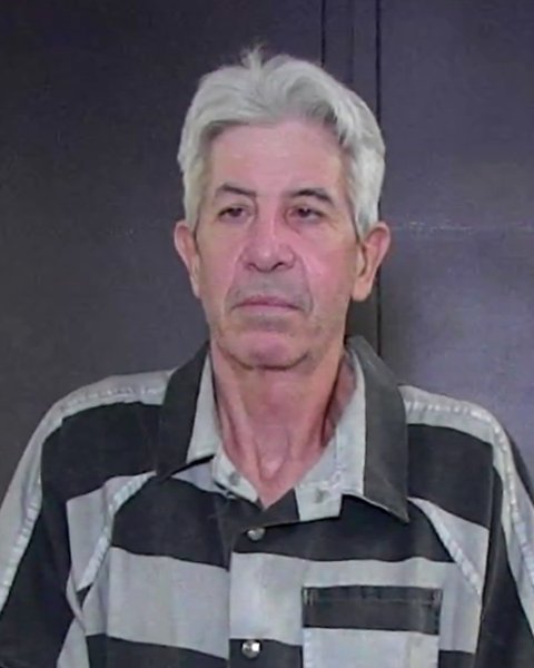 Mugshot of MICHAEL CRYER