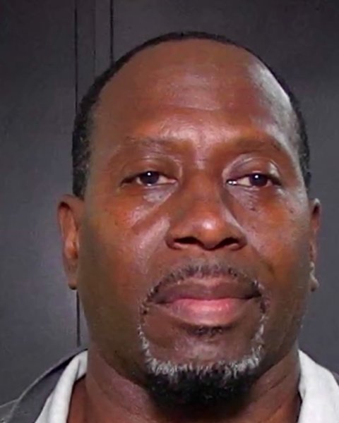Mugshot of ALVAREZ LAMOUNT CARR