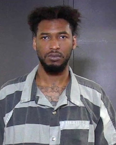 Mugshot of DEONTE ISAIAH SULLIVAN