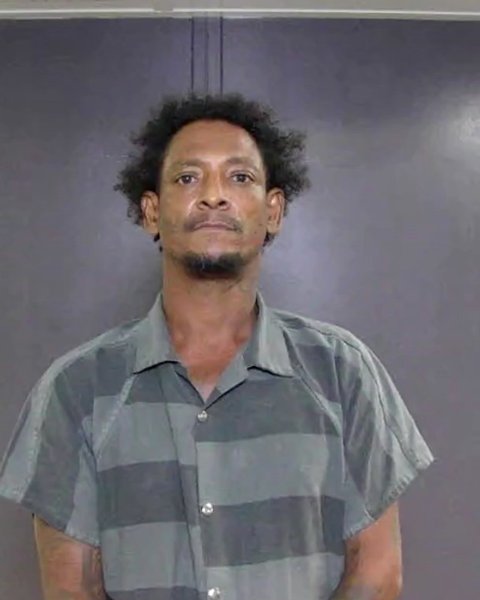 Mugshot of CEDRIC MITCHELL