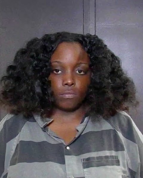 Mugshot of TIARIA MARIE EARLE