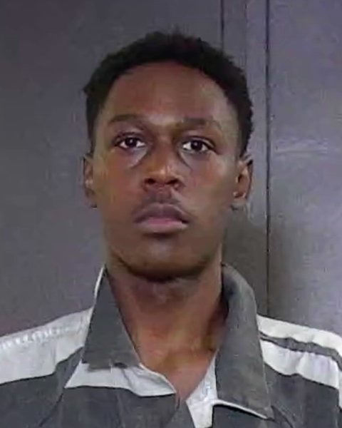 Mugshot of JAYLEN DAESHAWN SOLOMON