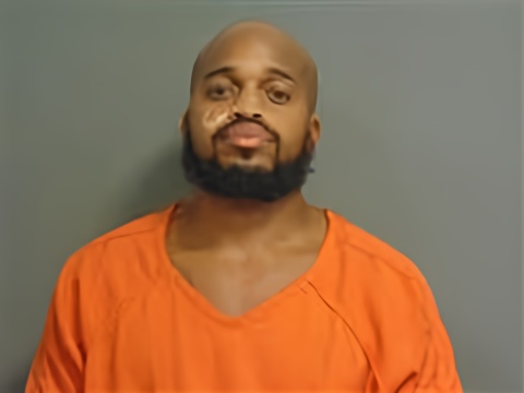 Mugshot of LEVON GREAVES