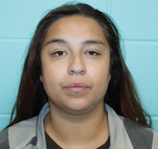 Mugshot of DESERAY NICOLE HERNANDEZ