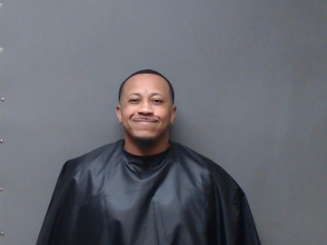 Mugshot of MALCOLM DWAYNE LYONS