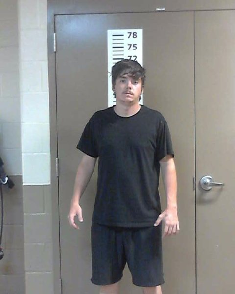 Mugshot of NICOLAS DYLAN ESTES