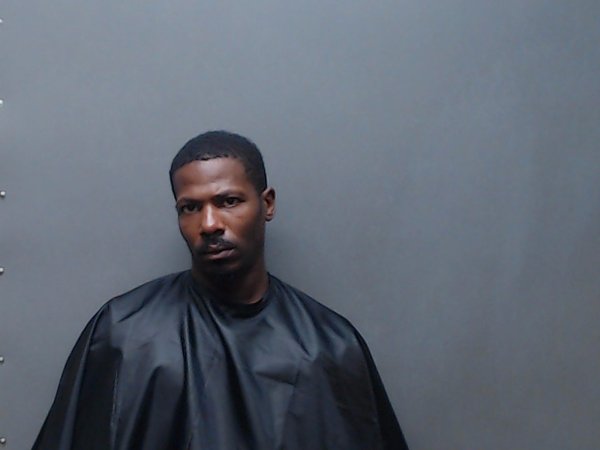 Mugshot of TRACY LAWRENCE MCCRAY