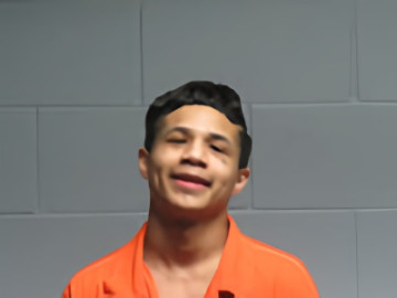 Mugshot of CESAR LEONELL GONZALEZ