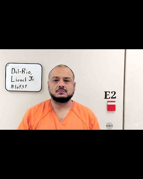 Mugshot of LIONEL Jr DEL-RIO