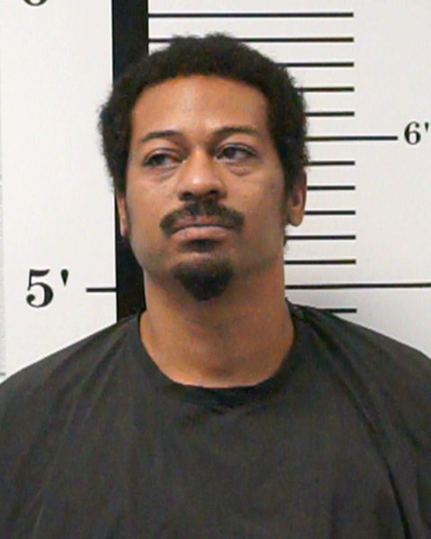 Mugshot of Marcquis Dragel Giddings