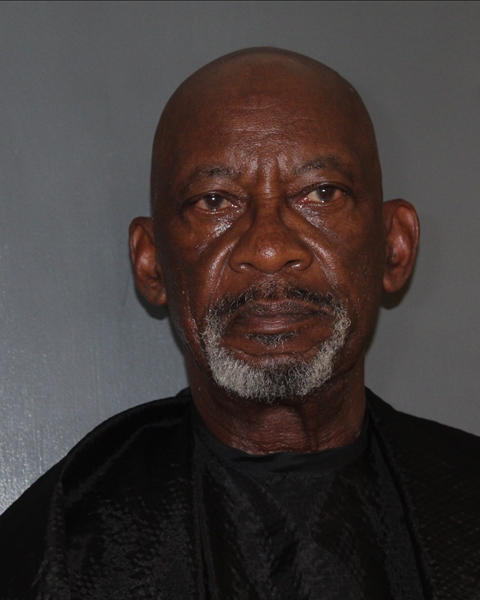 Mugshot of DONEL LARRY LINTHECOME