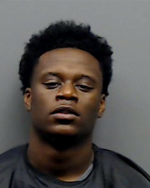 Mugshot of KELVION NICHOLAS HOLMES