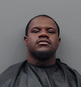 Mugshot of KENUS ROCHAD LEWIS