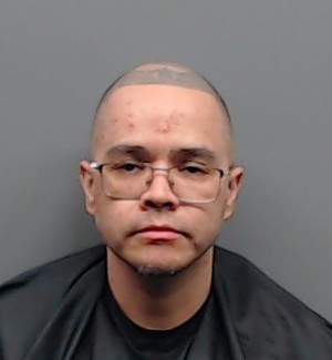 Mugshot of OMAR LOYA