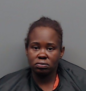 Mugshot of ROLESHEIA COROLEIA HOLMES