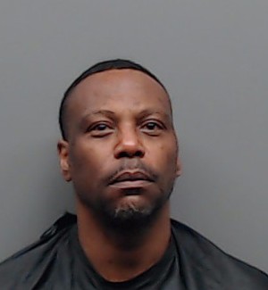 Mugshot of RODERICK LADELL SESSION