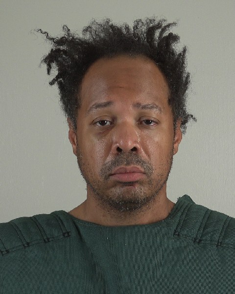 Mugshot of GLENN KNEELAND