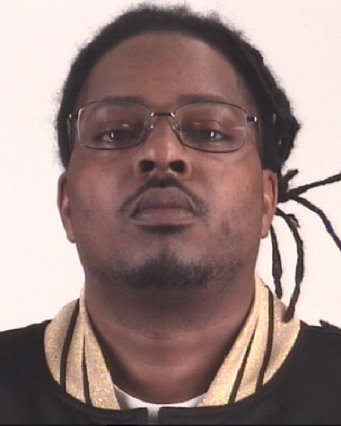 Mugshot of DEONTA ROBERTS