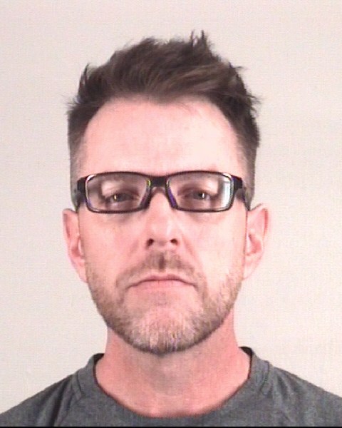 Mugshot of DUSTIN CRITES