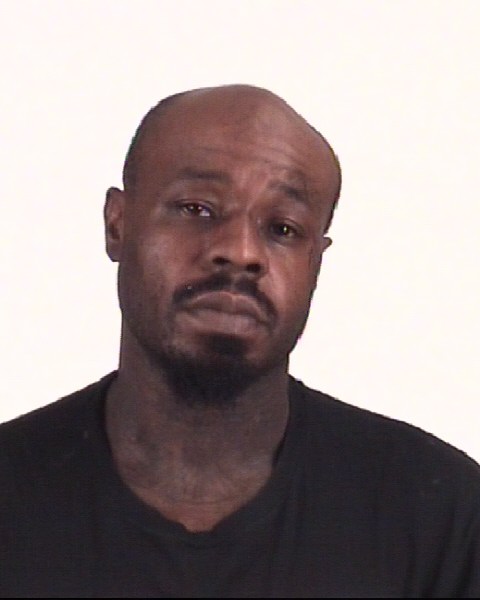 Mugshot of KENTAVIUS HALL