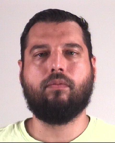 Mugshot of RUBEN HERNANDEZ